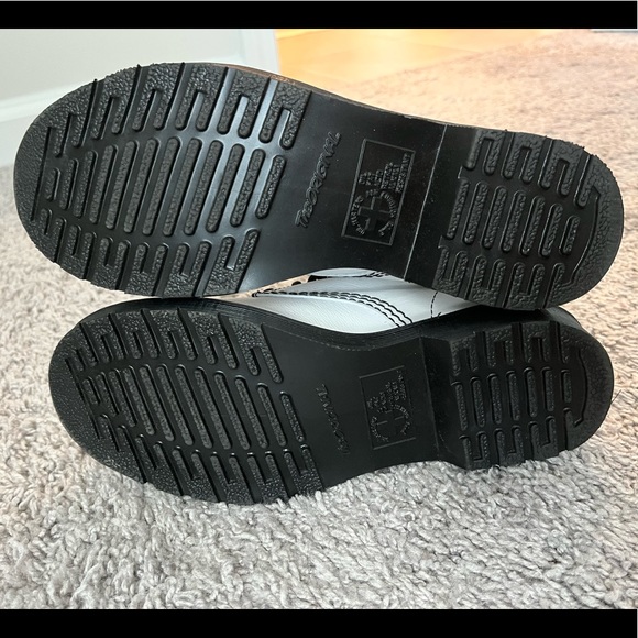 DR. MARTENS WHITE PASCAL BOOTS - Picture 5 of 8